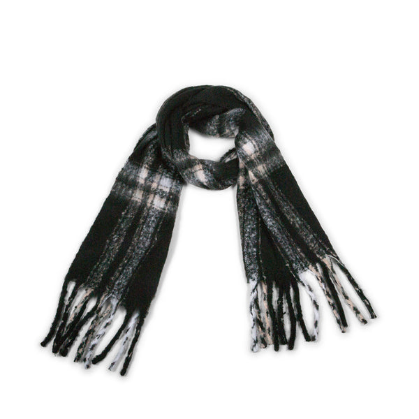 SCARLET SCARF BLACK – Steve Madden Canada